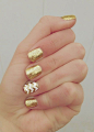 DIY Gold Girl Manicure #美甲#