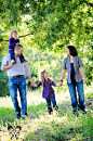 family pictures- this would be perfect for pictures at our house with all the woods!