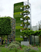 We need more green office buildings. It would really change the city landscape for the better, I think.