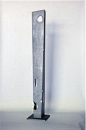 ISAMU NOGUCHI. Pylon (Tall One), 1958 - 1980 . © The Isamu Noguchi Foundation and Garden Museum, NY.