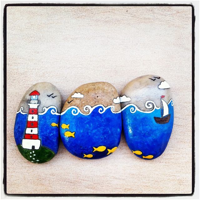 Painted stones ... L...