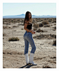 Elsie Hewitt Is The Hottest Hitchhiker Of 2017 : Elsie Hewitt Is The Hottest Hitchhiker Of 2017 Full archive of her photos and videos from ICLOUD LEAKS 2017 Here Elsie Hewitt is bringing sexy back! What an amazing, road-trip-y feel photoshoot with a busty