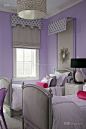 紫色浪漫卧室家具摆放图