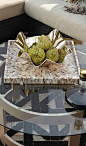 Our Starburst Shell tray features pearlescent shimmer, structured into a starburst design. | Porta Forma
