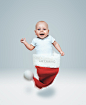 Dmitry Vetrov在 500px 上的照片Baby is jumping  in the Santa&#x;27s hat