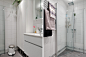 北欧风格86平二居家庭卫生间浴室柜淋浴房花洒装修效果图
