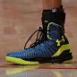 萌神新装备/ Stephen Curry上脚Under Armour Micro G Drive