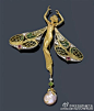 Art Nouveau时期的手工珐琅饰品，这是我的最爱~~~各种蝴蝶造型的仙女，简直太美丽啦~~~做工非常非常的精致，烧色也很均匀，实物和中国的脱胎珐琅非常相似，也是非常非常薄的一层。小伙伴们喜欢么~