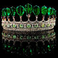 瑞典公主的绿宝石皇冠，这顶皇冠由被业界誉为“静香美钻”的绿色宝石镶嵌而成，一片浓碧，靓丽异常。