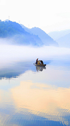 脚印歪斜处采集到愿景