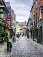 The pedestrian-friendly, mainly traffic-free city centre of Cambridge, England. (Pete Sturman flickr)