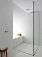 minimalist shower