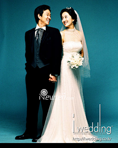 Yjoanw采集到婚纱摄影