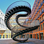 无尽的楼梯：来自设计师Olafur Eliasson的创意，好了，开始沉迷吧，希望你能走出这迷宫……