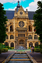 Jardin du Forum des Halles. St. Eustache in Paris, France