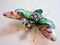 美丽的再生艺术 — 活灵活现的“电子昆虫”