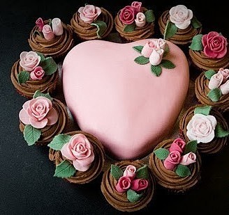心与玫瑰花 杯子蛋糕