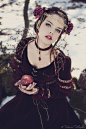 Snow White 4 by Costurero-Real