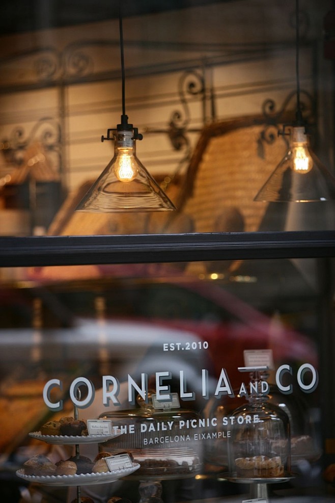 Cornelia & Co. The d...