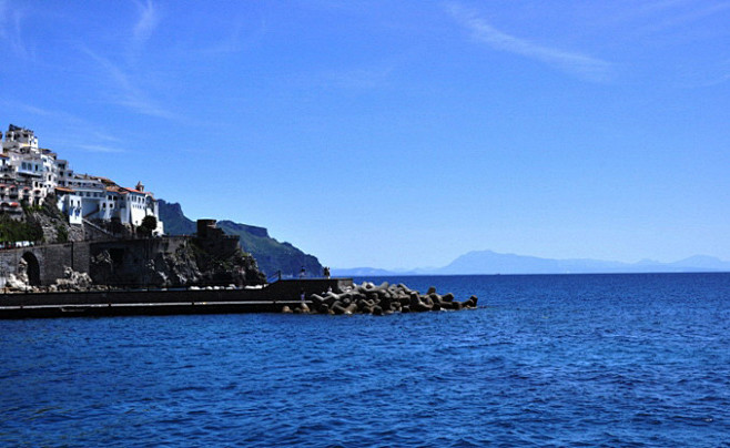 意大利阿马尔菲(Amalfi): 山·海...