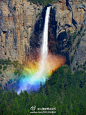 恋上微小说：美国塞米蒂国家公园的彩虹瀑布，不可思议的美。