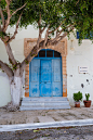 克里特岛西提亚古城一幢古老建筑的门。