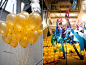 浪漫氦气气球与立体纸品创意设计的梦幻婚礼背景-婚礼素材收集者-汇聚婚礼相关的一切