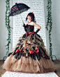 篠田麻里子 设计并亲自演绎的彩色洛丽塔公主风婚纱系列