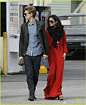 街拍 / 交往多年感情稳定 这对绝对是真爱  
#Vanessa Hudgens##Austin Butler##奥斯汀.巴特勒##凡妮莎.哈金斯# ​​​