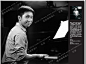 石进，广西柳州人，国内作曲家。凭着自己业余爱好创作《夜的钢琴曲》系列被冯小刚经典电影《非诚勿扰2》川川朗诵诗歌《见与不见》的选为该段配乐，之后成为广播电视媒体经典的背景音乐，2011年5月代表作品《夜的钢琴曲五》被提名华语金曲奖，提名年度最佳独奏专辑。
