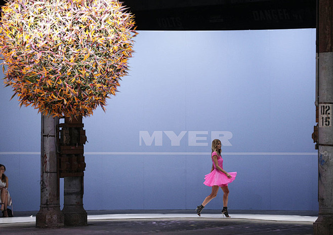 MYER SS15 Runway 03