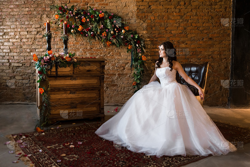 546bc28239ab116a64a725b6c22f747634b94c8832a17-Im1tIk