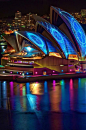 Sydney is the beautiful backdrop to the much-loved winter festival of lights, music and ideas, Vivid Sydney.: 