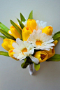 tulip & daisy arrangement: 