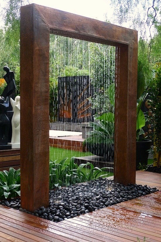Water curtain.