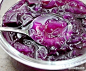 【好喝的紫薯银耳汤】料：银耳、紫薯、冰糖。 1、将银耳泡发，去蒂洗净后撕成小朵备用。 2、把紫薯削皮洗净，切成小块。 3、锅里放清水，放银耳煮沸后转小火，煮一个小时。 4、加入紫薯和冰糖再煮30分钟至紫薯熟透汤汁粘稠即可。你学会了吗？ @999道私房菜