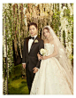 组图：新手人妻闵孝琳晒婚礼照 穿白色婚纱清纯迷人 : 韩国女星闵孝琳公开了新婚感想“感恩，还是感恩。”并上传了自己身穿婚纱的照片，纯白色婚纱展现她独特的魅力=。