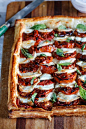 Caprese Tart with Roasted Tomatoes