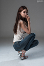 韩国长腿美女苏善花紧身短裤、牛仔裤高清写真第1张图片