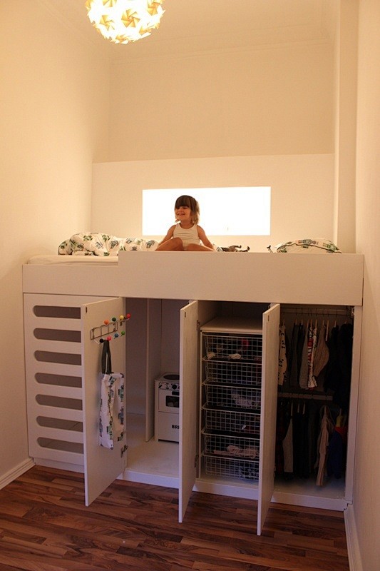 loft-bed-in-kids-roo...