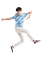 跳,快乐,时尚,青年文化,嘻哈_ca41e4e99_快乐的年轻男子跳跃_创意图片_Getty Images China
