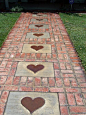 I tend to put my heart and soul into gardening....so this pathway seems appropriate! Lovely design idea.心换草更好！