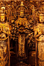 1001 statues of Kannon : Sanjusangendo temple, Kyoto, Japan: 
