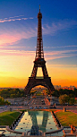 艾菲尔铁塔，巴黎，法国