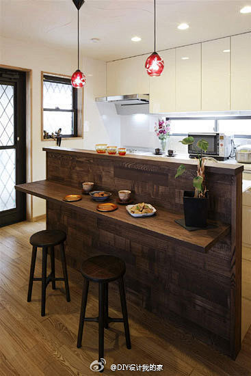 一个开放式厨房的小吧台~ @DIY设计我...