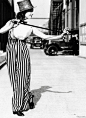 hollywoodlady:

Vivien Leigh in Sidewalks of London directed by Tim Whelan, 1938

