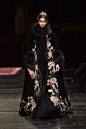 Dolce & Gabbana Alta Moda Spring Couture 2016春夏高级定制发布(5) - 无时尚中文网NOFASHION -中国领先的奢侈品行业报道、投资分析网站。