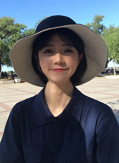 天下顶天采集到美女