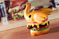 BURGER ELFIE Classic Edition By TOO Natthapong x Unbox Industries Online Release : Diet season hasn't begun so why not get yourself ready for this weekend's online release of the BURGER ELFIE Classic edition by TOO Natthapong x Unbox Industries. With all