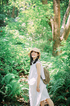 洪小漩采集到花房姑娘